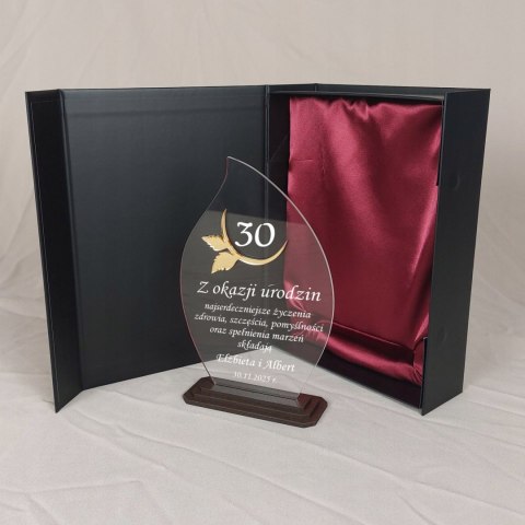 Elegancka statuetka z grawerem w etui Prezent na urodziny 30 40 50 60 70
