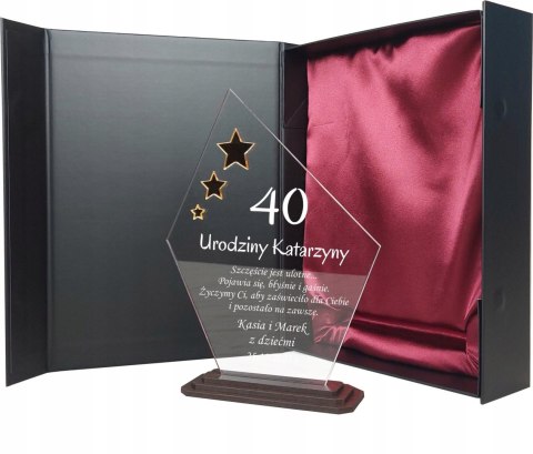 Prezent na urodziny elegancka statuetka z dedykacją w etui GRAWER 30 50 70