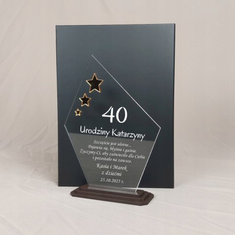 Prezent na urodziny elegancka statuetka z dedykacją w etui GRAWER 30 50 70