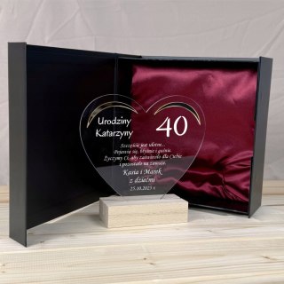 Elegancka statuetka serce z grawerem Wyjątkowy prezent na urodziny 30 50 70