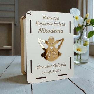 Skarbonka komunijna z grawerem - prezent na Komunię z lustrzanym aniołkiem