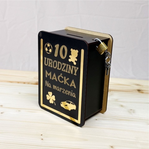 Skarbonka z grawerem na urodziny - wyjątkowy prezent dla dziecka